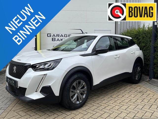 Peugeot 2008 1.2 PureTech 130PK Allure Pack Parelmoer wit, Stoelverwarming, Camera, Parkeersensoren
