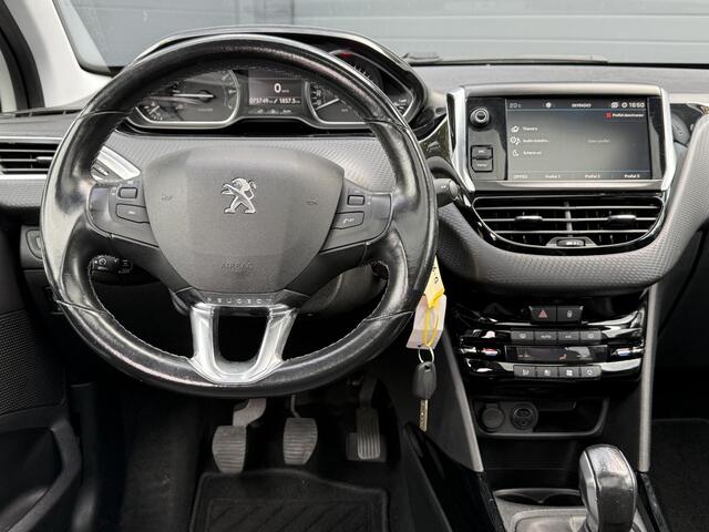 Peugeot 2008 1.2 PureTech Allure Pano,110pk,Navi,Halfleder,Clima,Cruise,Lm velgen,Pdc,Apk tot 09-2026