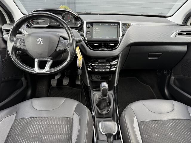 Peugeot 2008 1.2 PureTech Allure Pano,110pk,Navi,Halfleder,Clima,Cruise,Lm velgen,Pdc,Apk tot 09-2026