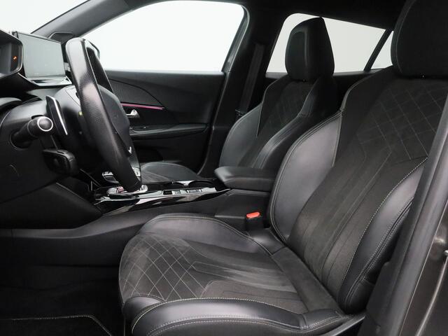 Peugeot 2008 1.2 PureTech 130 PK Automaat GT-Line | CAMERA | ADAPTIVE | KEYLESS | STOELVERWARMING