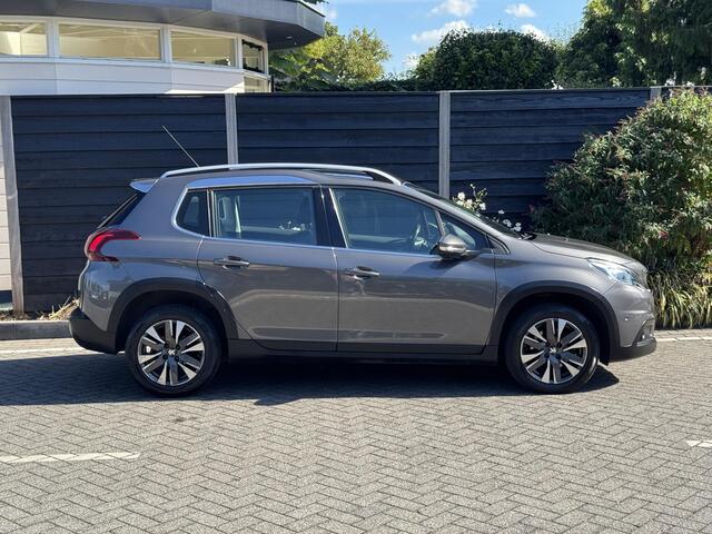 Peugeot 2008 Allure 1.2 PureTech 110PK EAT6 Automaat Achteruitrijcamera, Parkeersensoren, Navigatie, Panoramadak, Apple Carplay, Android Auto