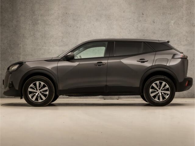 Peugeot 2008 1.2 PureTech Sport (APPLE CARPLAY, GROOT NAVI, 360 CAMERA, STOELVERWARMING, GETINT GLAS, LANE ASSIST, SPORTSTOELEN, LED KOPLAMPEN, CRUISE, NIEUWE APK, NIEUWSTAAT)