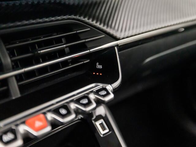 Peugeot 2008 1.2 PureTech Sport (APPLE CARPLAY, GROOT NAVI, 360 CAMERA, STOELVERWARMING, GETINT GLAS, LANE ASSIST, SPORTSTOELEN, LED KOPLAMPEN, CRUISE, NIEUWE APK, NIEUWSTAAT)
