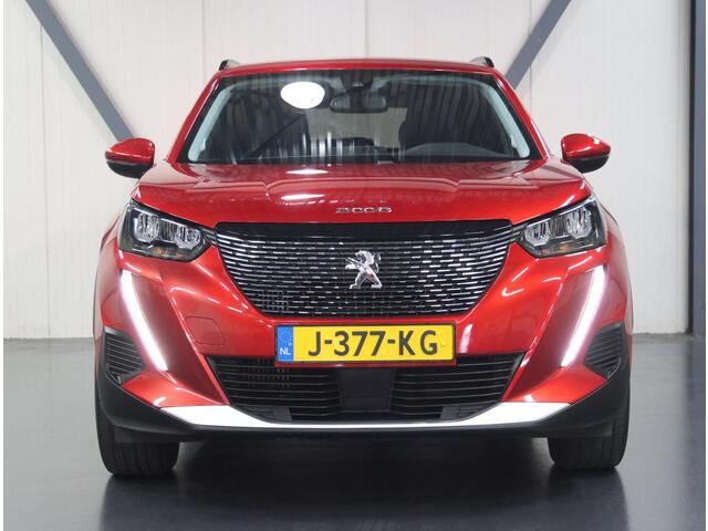 Peugeot 2008 1.2 130PK Allure | AppleCarPlay/AndroidAuto | Climate Control | Cruise Control | Camera | LED | Navigatie | LMV | Parkeersensoren | Privacy Glass | Isofix | Trekhaak |