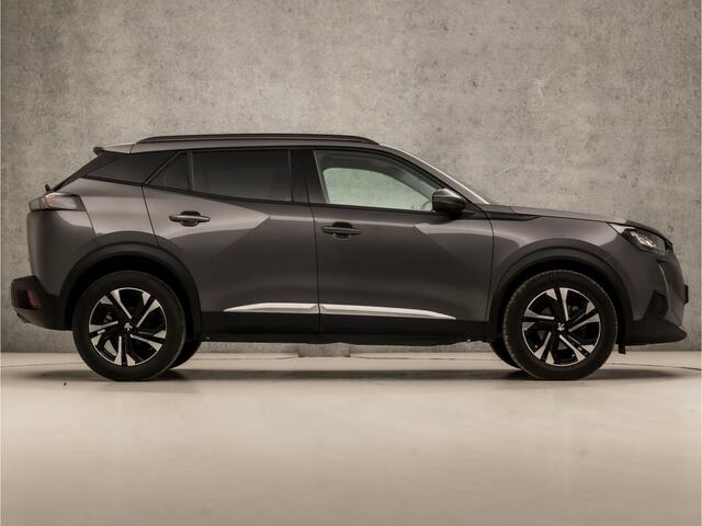 Peugeot 2008 1.2 PureTech Sport (VIRTUAL COCKPIT, APPLE CARPLAY, 360 CAMERA, GETINT GLAS, LEDER, SPORTSTOELEN, CRUISE, LANE ASSIST, NIEUWSTAAT)