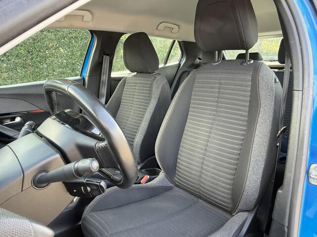 Peugeot 2008 BJR 2020 1.2 101 PK PureTech Active AIRCO ECC / METALLIC LAK / TREKHAAK / LM VELGEN / CRUISE / ANDROID EN APPLE CARPLAY