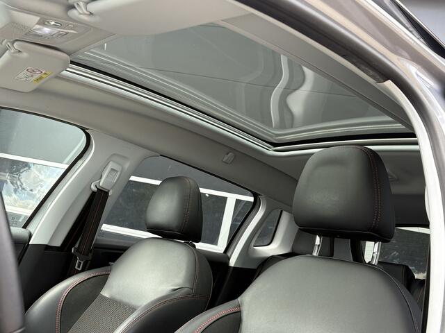 Peugeot 2008 1.2 PureTech GT-Line Automaat | Pano | Navi | Camera | Carplay/Android | Half Leder | All Season | Cruise & Climate Control | Interesse? Bel of App naar: 06 30 51 05 90