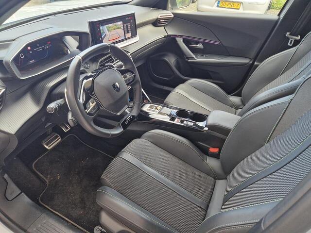 Peugeot 2008 1.2 PureTech 130 GT | Climate & Cruise Control | AppleCarplay/Android Auto | Achteruit Rijd Camera | LED |