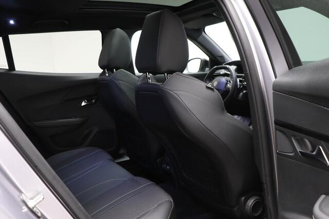 Peugeot 2008 1.2 Hybrid 136 GT | CAMERA / NAVIGATIE / DRIVE ASSIST PLUS- PACK | PANORAMADAK | 360 CAMERA