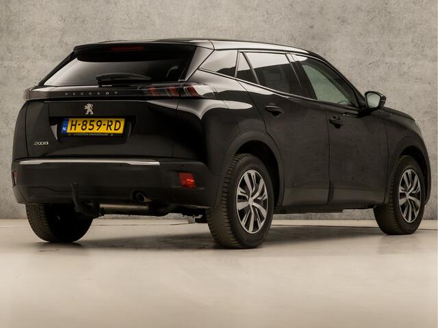 Peugeot 2008 1.2 PureTech Sport (APPLE CARPLAY, GROOT NAVI, GETINT GLAS, TREKHAAK, PARKEERSENSOREN, SPORTSTOELEN, CRUISE, LM VELGEN, LED KOPLAMPEN, DAB+, NIEUWSTAAT)