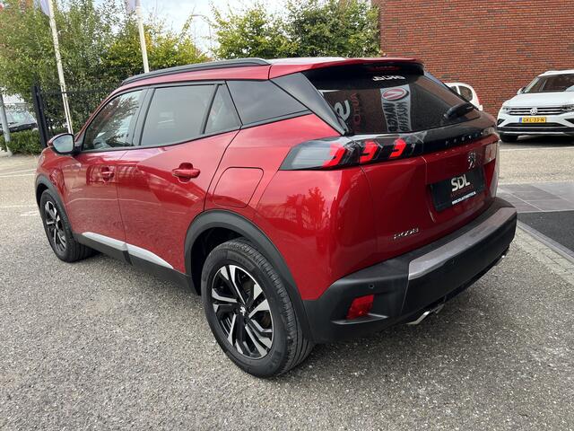 Peugeot 2008 1.2 PureTech Allure 131PK! // 3D COCKPIT // LED // CLIMA // CAMERA+SENSOREN // NAVI+CARPLAY //