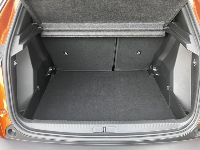 Peugeot 2008 1.2 PureTech Style 131pk Navi Camera Pdc Cruise