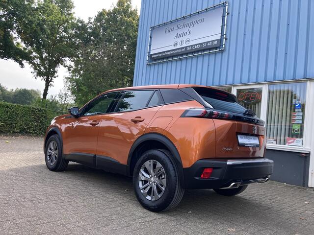 Peugeot 2008 1.2 PureTech Style 131pk Navi Camera Pdc Cruise