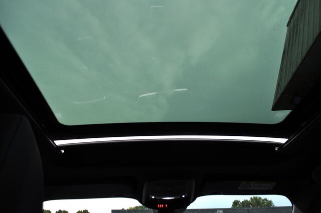 Peugeot 2008 1.2 GT Aut. 150Pk leer schd adapcrc mass ind laden