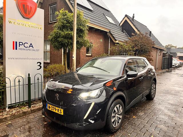 Peugeot 2008 1.2 PureTech Blue Lease Active