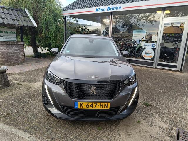 Peugeot 2008 1.2 PureTech Active //Trekhaak//1e eigenaar//4-seizoenenbanden