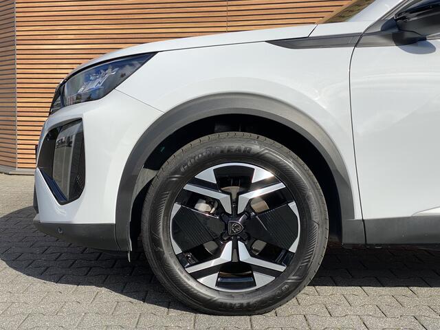 Peugeot 2008 1.2 PureTech 100 Allure Camera / Carplay / Navigatie