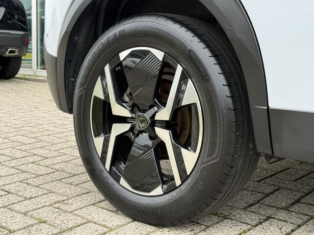 Peugeot 2008 1.2 PureTech 130 Allure Okenite White