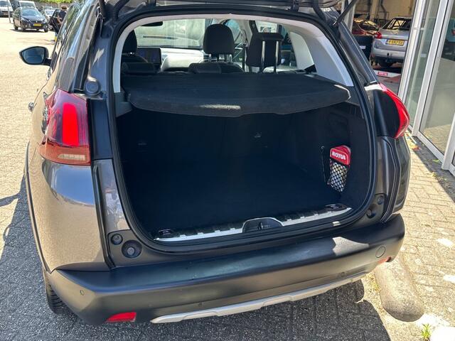 Peugeot 2008 1.2 PURETECH ALLURE