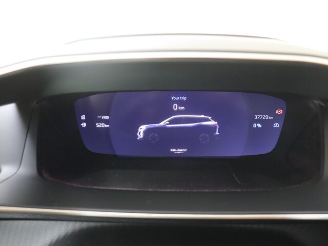 Peugeot 2008 1.2 Hybrid 136 GT