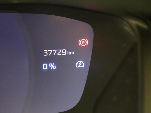 Peugeot 2008 1.2 Hybrid 136 GT