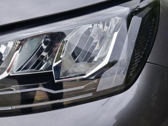 Peugeot 2008 1.2 PureTech Blue Lease Allure Keyless - Stoelverwarming - LED