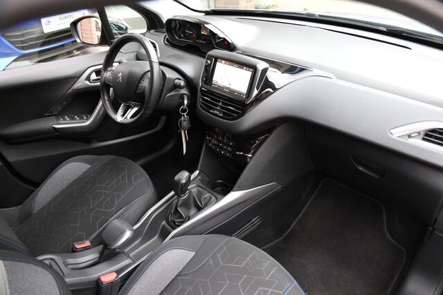 Peugeot 2008 1.2 PureTech Allure Navi