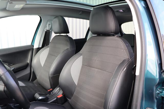 Peugeot 2008 1.2 PureTech Allure | Panoramadak | Camera | Navigatie | Cruise Control | Trekhaak