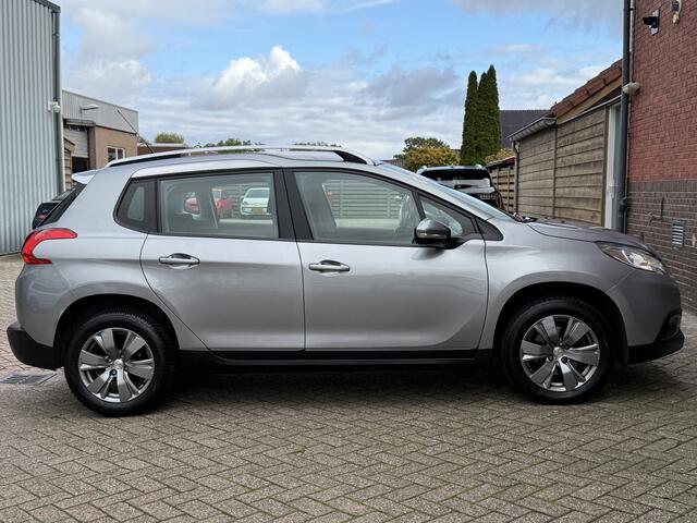 Peugeot 2008 1.2 PureTech Active | AUTOMAAT | TREKHAAK | NAVI | PANO |
