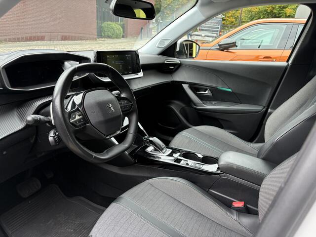 Peugeot 2008 1.2 PureTech Allure Pack Automaat, Parelmoer Lak, LED, Camera, Halfleder, Stoelverwarming