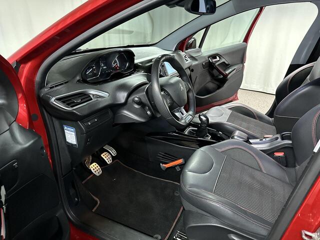 Peugeot 2008 1.2 PureTech GT-line 110 PK | Navi | Trekhaak | Pano