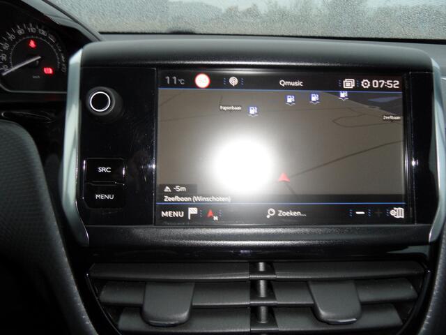 Peugeot 2008 1.2 PureTech Blue Lion