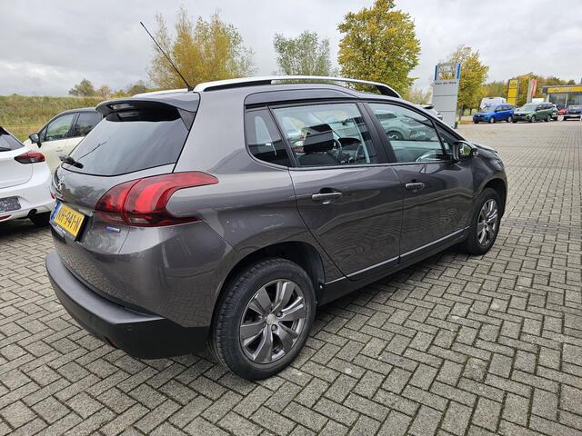 Peugeot 2008 1.2 PureTech Blue Lion