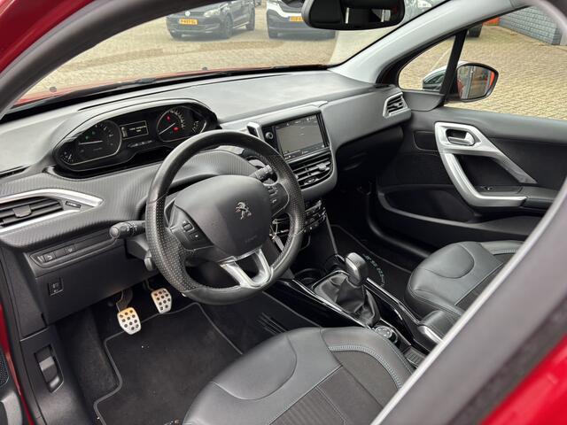 Peugeot 2008 1.2 PureTech Crossway / Trekhaak / Airco / Achterruitrijcamera / Applecarplay/Androidauto / Navi /