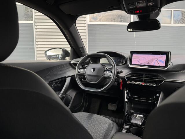 Peugeot 2008 1.2 130 Allure |Camera |Navi |Cruise