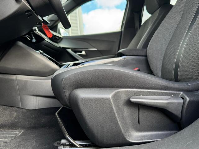 Peugeot 2008 1.2 130 Allure |Camera |Navi |Cruise