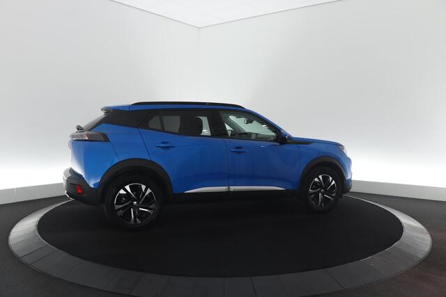 Peugeot 2008 PureTech 130 Allure | Trekhaak | Camera | Apple Carplay | Stoelverwarming | Parkeersensoren