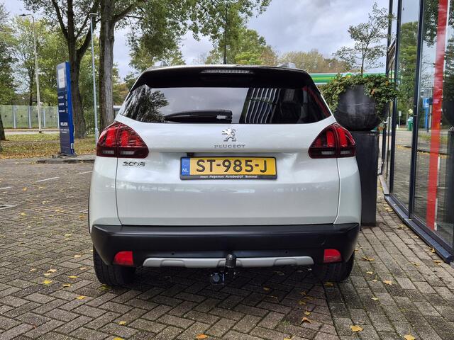 Peugeot 2008 1.2 PureTech Allure | Trekhaak | Navigatie | Climate Control | LM Velgen | Cruise Control