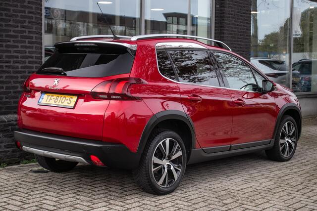 Peugeot 2008 1.2 PureTech Allure 110pk | Pano dak | Clima | Camera