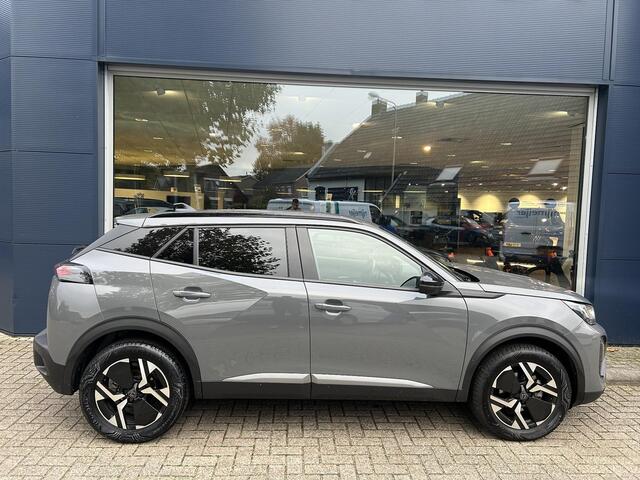 Peugeot 2008 1.2 Turbo 130PK Allure Automaat EAT8 | Nieuwste Model ! | Trekhaak 1250KG | Navigatie | All season banden | Digitaal Instrumentarium | LED Verlichting | Cruise Control Adaptief | Climate Control | Lichtmetalen Velgen | Hoge Zitpositie | Half Lederen Bekle
