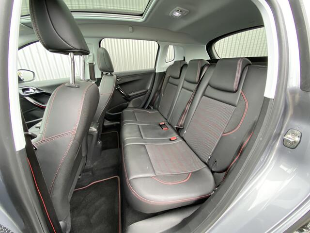 Peugeot 2008 1.2 PureTech GT-line 133Dkm.NAP, Clima, CC, Pano, DAB+, Navi, PDC & Cam, LM, nw. APK - Inruil Mogelijk -