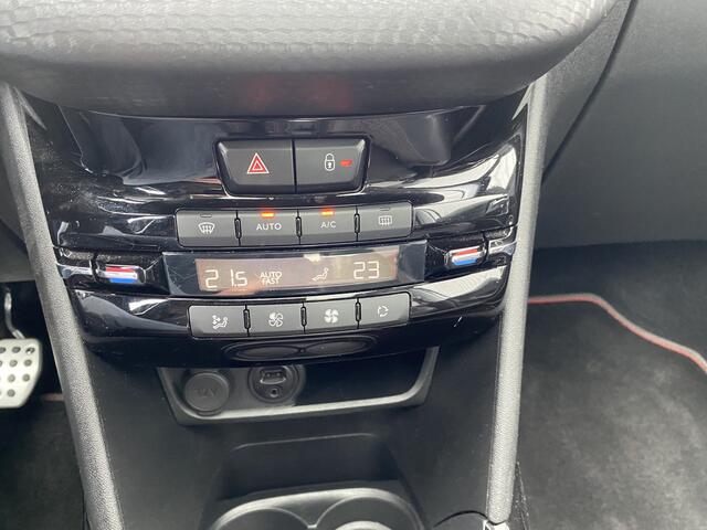 Peugeot 2008 1.2 PureTech GT-line 133Dkm.NAP, Clima, CC, Pano, DAB+, Navi, PDC & Cam, LM, nw. APK - Inruil Mogelijk -