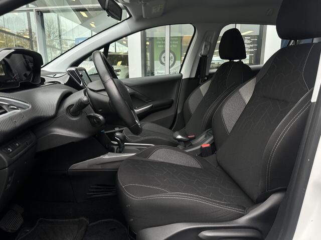 Peugeot 2008 1.2 PureTech 110pk Active | Automaat!! | Navigatie | Cruise Control | Climate Control | Parkeercamera/-sensoren | Apple Carplay/Android Auto |