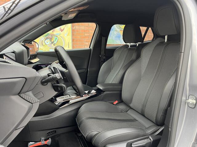 Peugeot 2008 Hybrid 136 GT | Adaptive Cruise | Keyless |