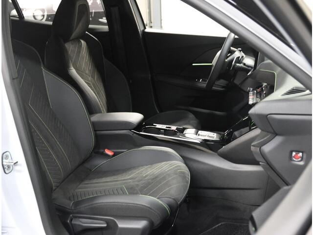 Peugeot 2008 1.2 130PK GT | 1ste eigenaar | AppleCarplay/Android Auto | Alcantara/LEER | 17"LMV | 360'Camera | AUTOMAAT | Keyless | Adaptive Cruise Control | Climate Control | Camera | FULL LED | Two-Tone | Sfeerverlichting | Isofix | Privacy Glass |