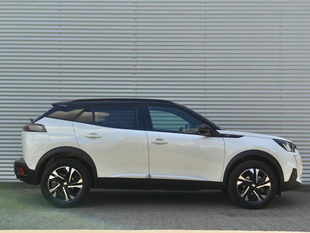 Peugeot 2008 GT 1.2 Turbo 130pk EAT8 | FOCAL PREMIUM AUDIO | SCHUIF/KANTELDAK | NAVI | STOELVERW. | CAMERA |