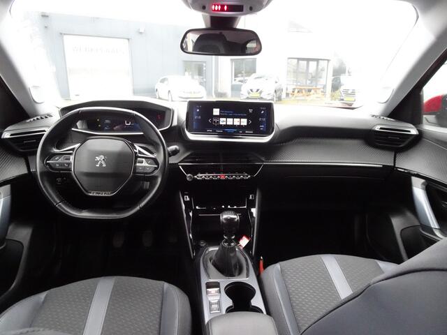 Peugeot 2008 1.2 PureTech Allure