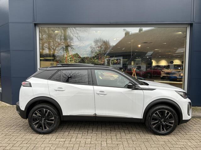 Peugeot 2008 1.2 Hybrid 145 PK GT | Automaat Hybride | VOORRAAD DEAL met ¤7.000 Korting | Panorama Schuif-/Kanteldak | Navigatie | 360 Graden Camera | Keyless Entry | Full LED Verlichting | Zwart Dak | Climate Control | 18" Lichtmetalen Velgen Evissa | Sportstoelen | 
