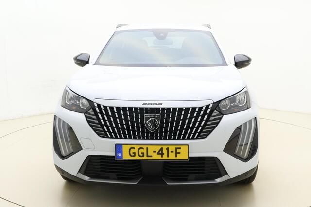 Peugeot 2008 1.2 PureTech 100pk Allure | Navigatie | Camera | Full LED | Apple Carplay/Android Auto | Parkeersensoren voor & achter | 17'' LM Velgen