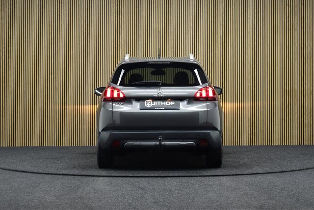 Peugeot 2008 1.2 PureTech Automaat Allure | Panoramadak | Trekhaak | Cruise-control | Apple Carplay & Android Auto | Leder | Clima | Parkeerassistent | Navigatie | LM Velgen